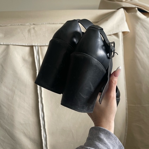 Zara Trafaluc Women's Size US-9 EU-40 Block
Heel Ankle Boot Black - Picture 3 of 5